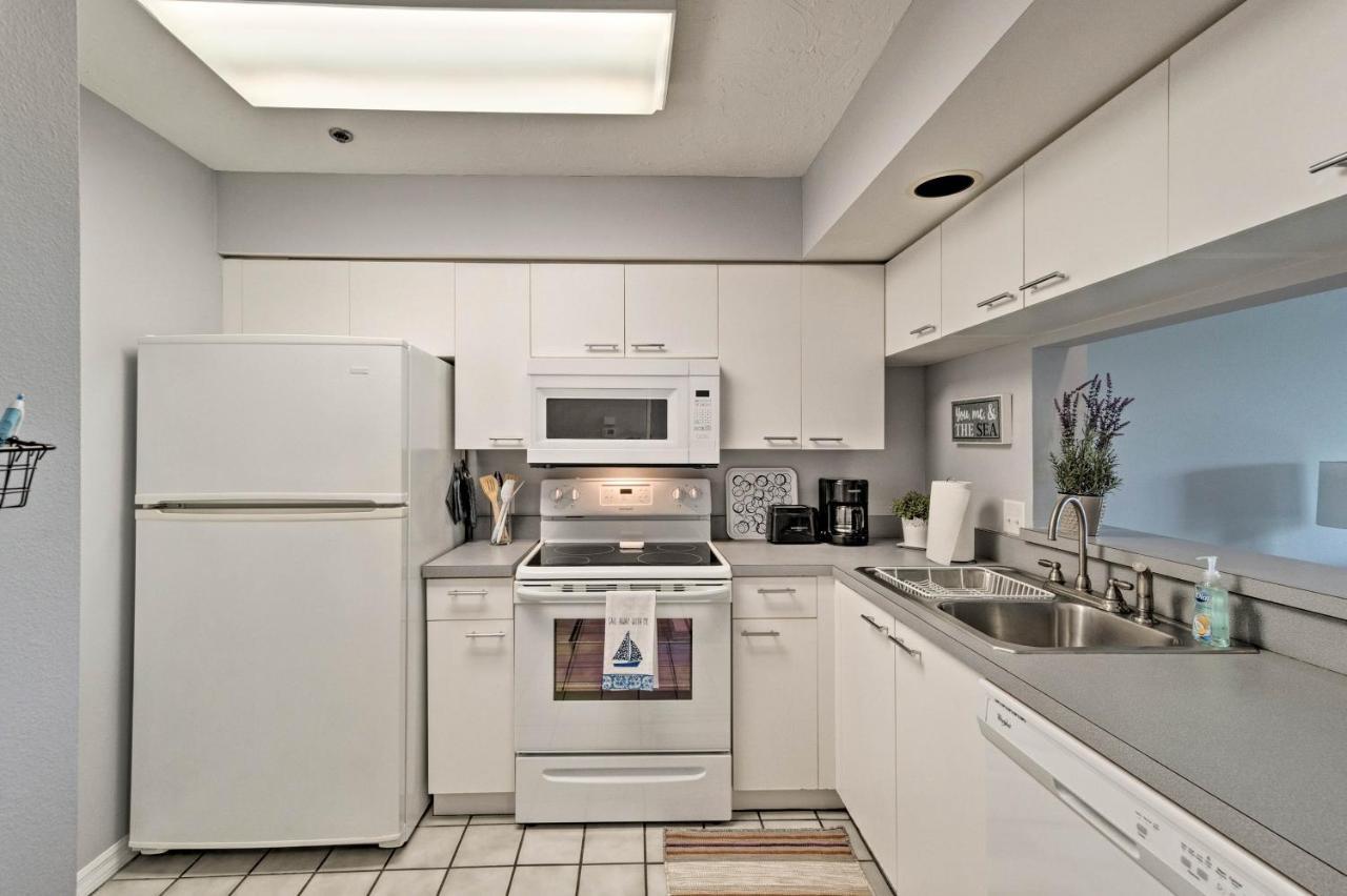 Condo With Pool And Gulf Access On Anna Maria Island! Холмс-Бич Экстерьер фото